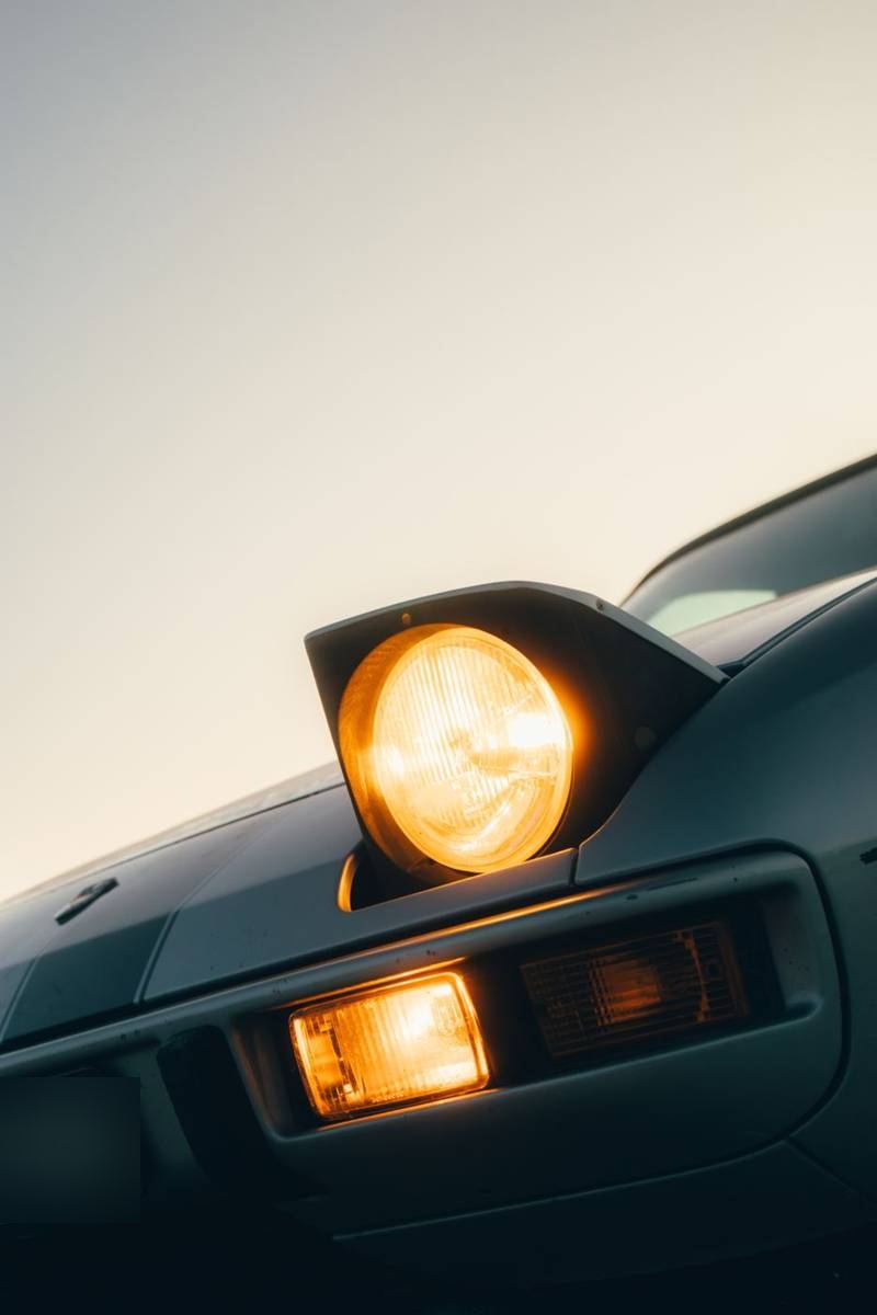 Farol Porsche 924